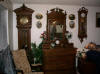 Apt_LivingRoom_03_Small_.JPG (146452 bytes)