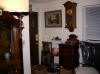 Apt_LivingRoom_12_Small_.JPG (103841 bytes)