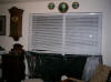 Apt_LivingRoom_13_Small_.JPG (134390 bytes)
